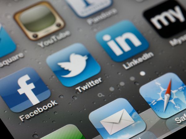 Nowości w social media - co warto wiedzieć o najnowszych funkcjonalnościach na platformach społecznościowych